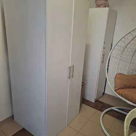 Apartmán котка без опашка *